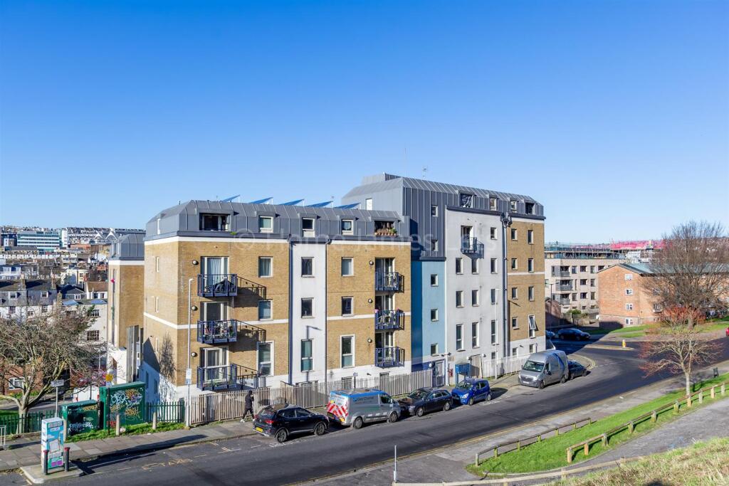 2 bed Apartment for rent in Ovingdean. From Home James Lets - Brighton 2 bed Apartment for rent in Ovingdean. From Home James Lets - Brighton