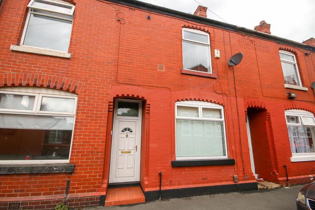 2 bed Mid Terraced House for rent in Eccles. From Home Estate Agents - Monton