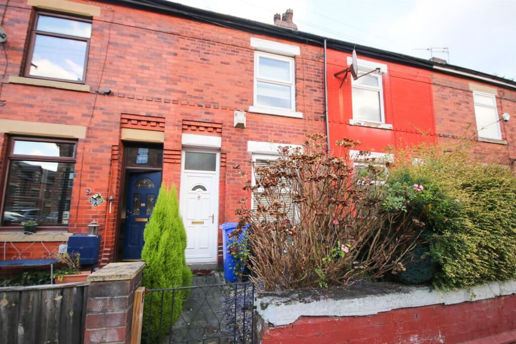 2 bed Mid Terraced House for rent in Eccles. From Home Estate Agents - Monton