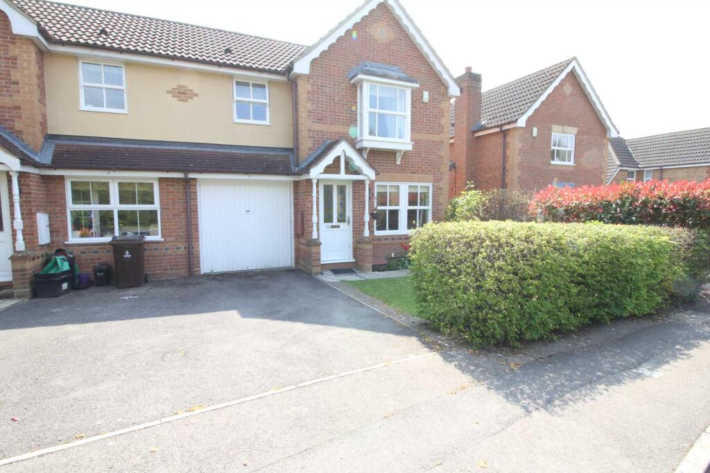 3 bed Semi Detached for rent in Arborfield. From Hoopers Residential - Reading