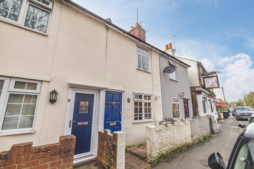 2 bed Detached for rent in Egham. From Horler & Associates - Windsor