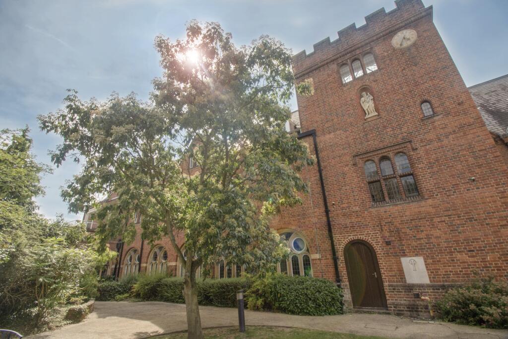 2 bed 1st Floor Flat for rent in Windsor. From Horler & Associates - Windsor 2 bed 1st Floor Flat for rent in Windsor. From Horler & Associates - Windsor