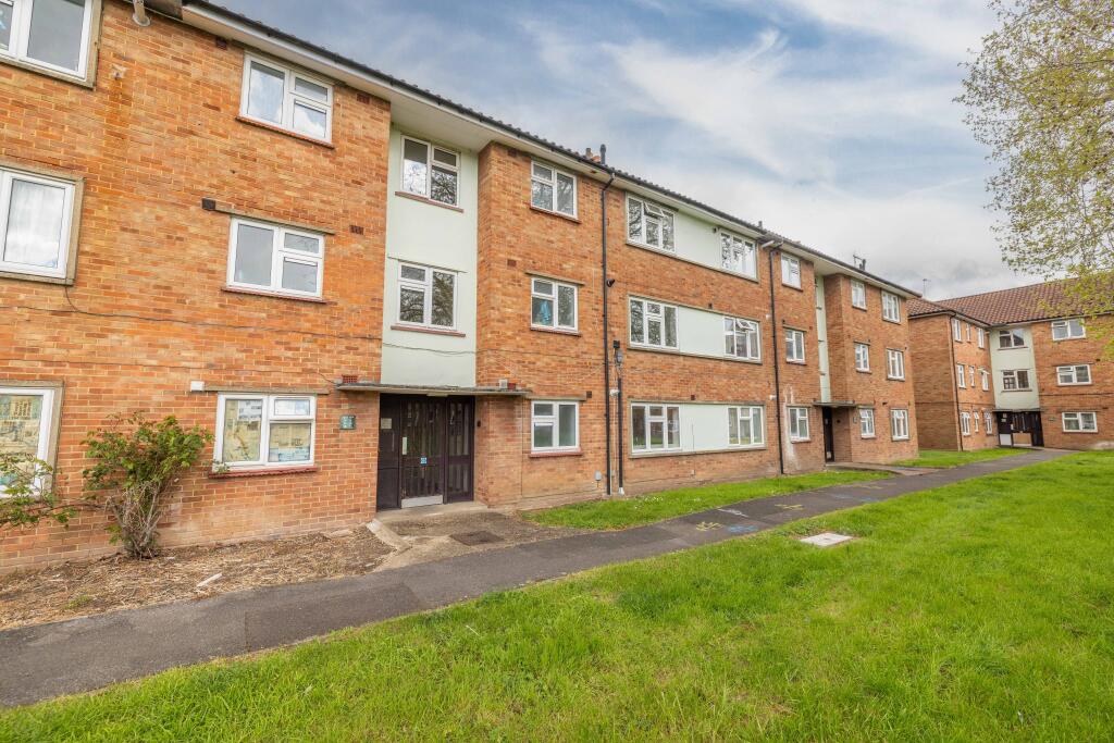 1 bed 1st Floor Flat for rent in Windsor. From Horler & Associates - Windsor