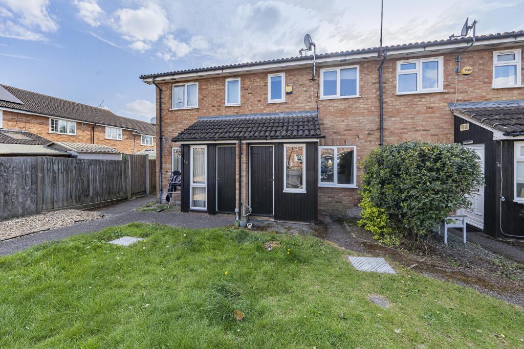 1 bed Mid Terraced House for rent in Datchet. From Horler & Associates - Windsor