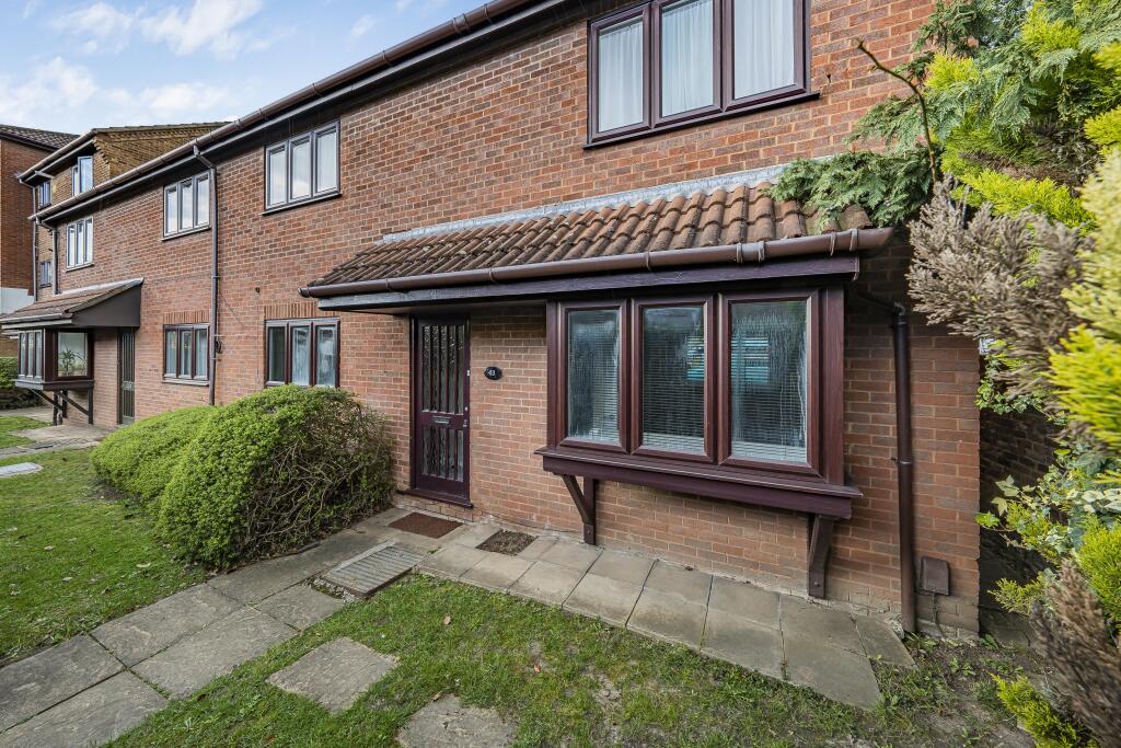 1 bed 1st Floor Flat for rent in Windsor. From Horler & Associates - Windsor