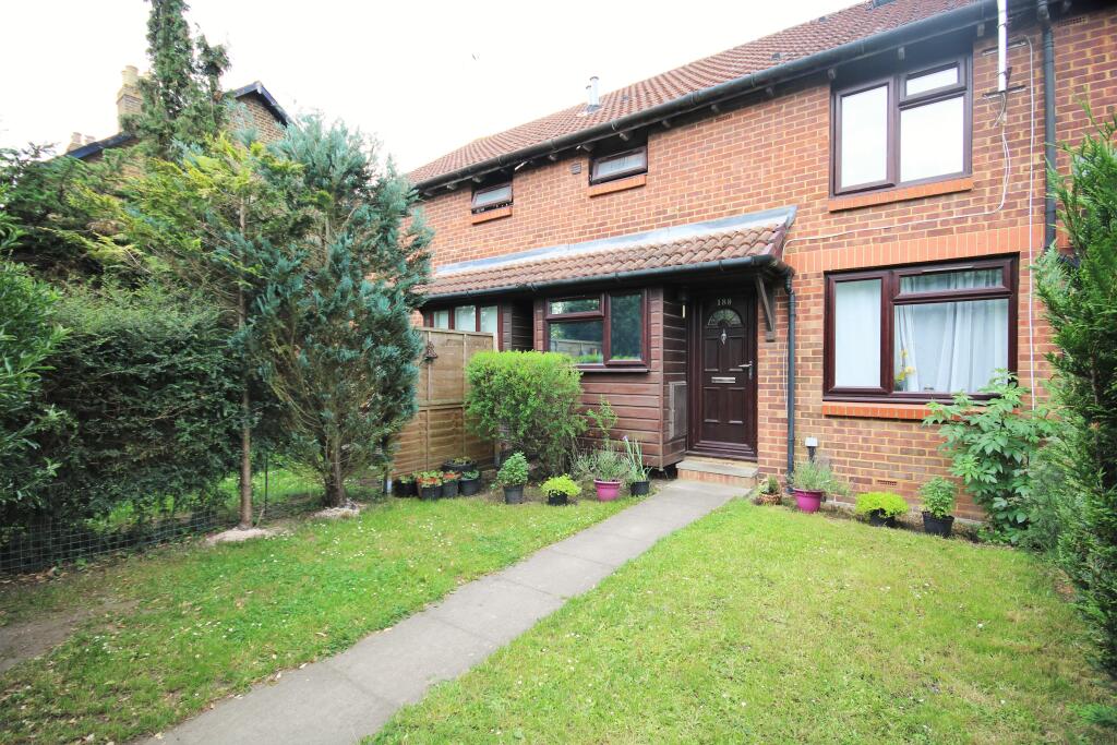 1 bed Detached for rent in Datchet. From Horler & Associates - Windsor