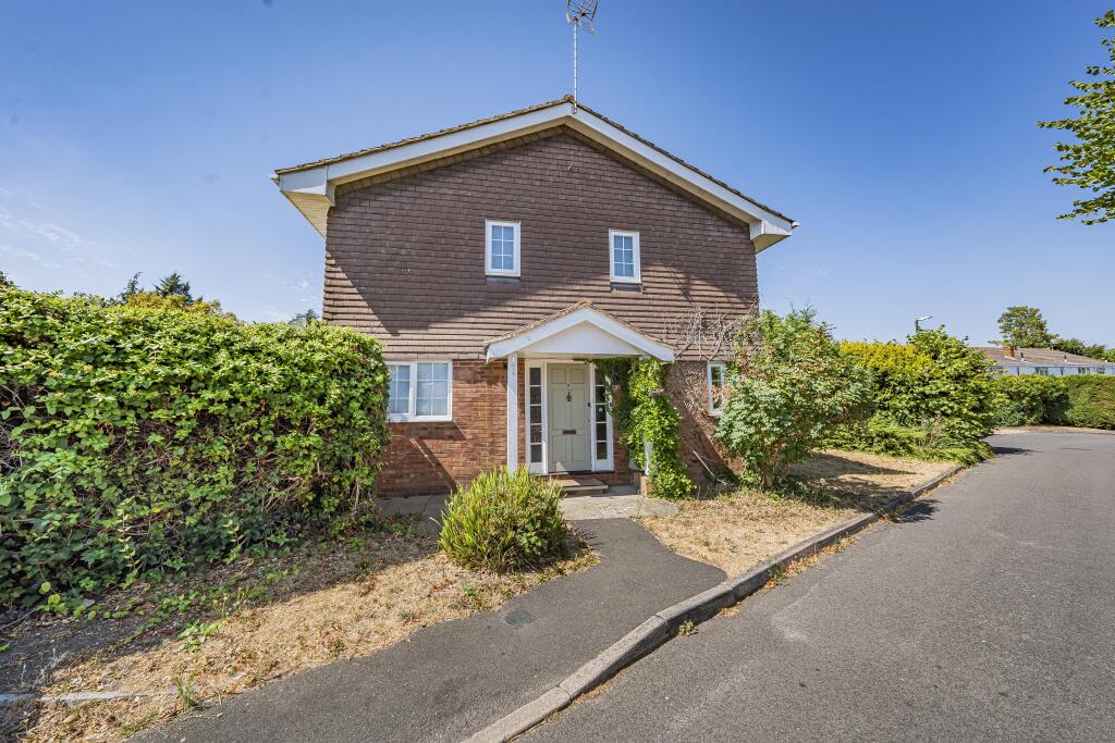 4 bed Detached for rent in Windsor. From Horler & Associates - Windsor 4 bed Detached for rent in Windsor. From Horler & Associates - Windsor