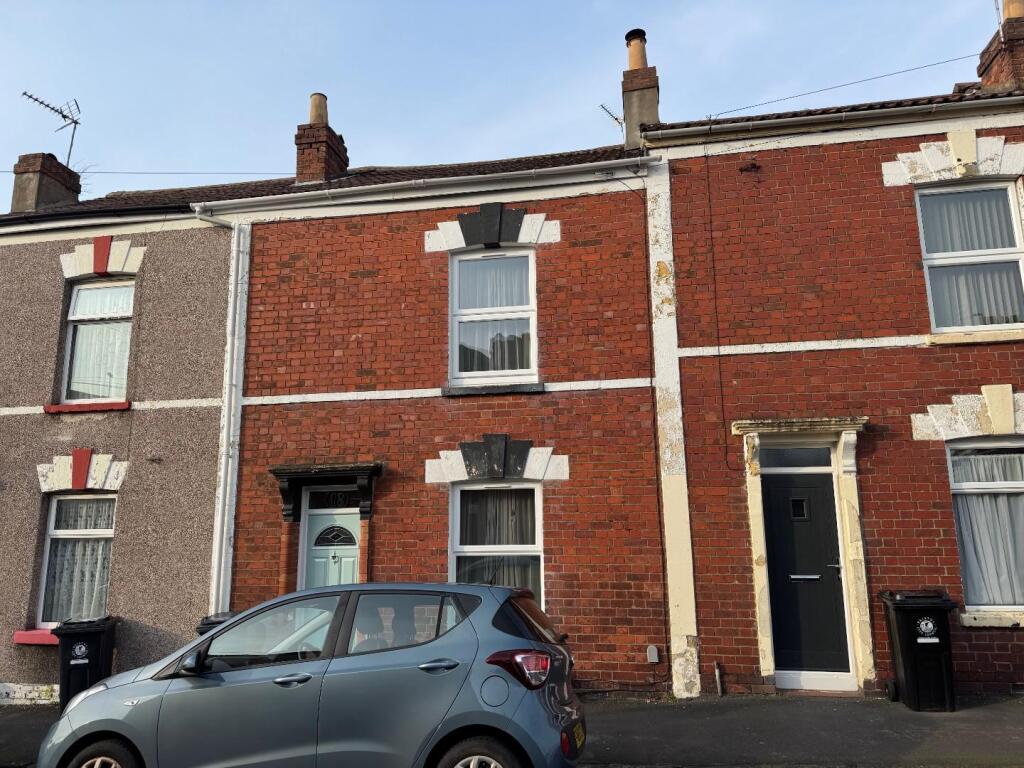 2 bed Mid Terraced House for rent in Bristol. From House + Co Property - Bristol 2 bed Mid Terraced House for rent in Bristol. From House + Co Property - Bristol
