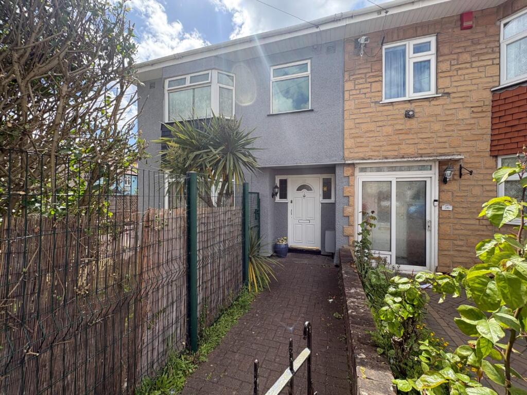 3 bed Semi Detached for rent in Stapleton. From House + Co Property - Bristol 3 bed Semi Detached for rent in Stapleton. From House + Co Property - Bristol