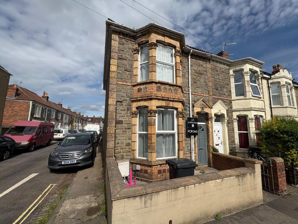 2 bed Mid Terraced House for rent in Crofts End. From House + Co Property - Bristol