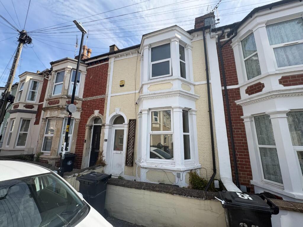 2 bed Mid Terraced House for rent in Crofts End. From House + Co Property - Bristol