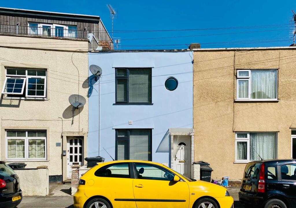 1 bed House Share for rent in Whiteway. From House + Co Property - Bristol