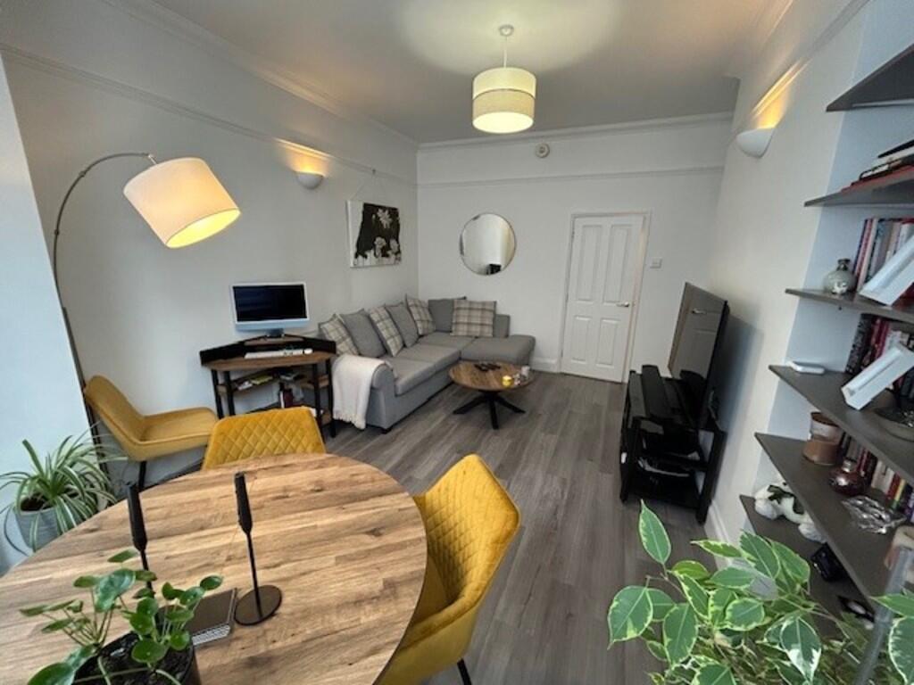 2 bed Apartment for rent in Bournemouth. From House & Son - Bournemouth