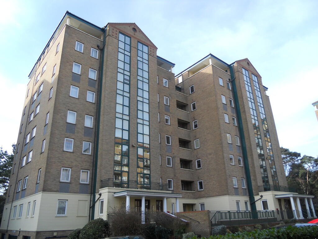 3 bed Apartment for rent in Bournemouth. From House & Son - Bournemouth