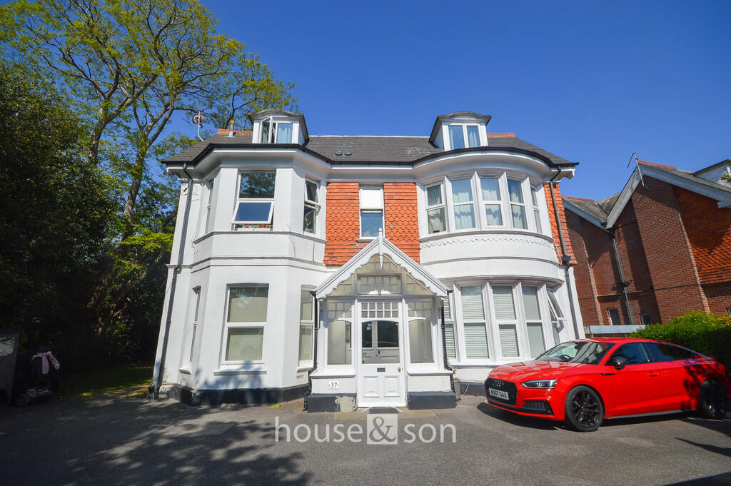 4 bed Studio for rent in Bournemouth. From House & Son - Winton 4 bed Studio for rent in Bournemouth. From House & Son - Winton