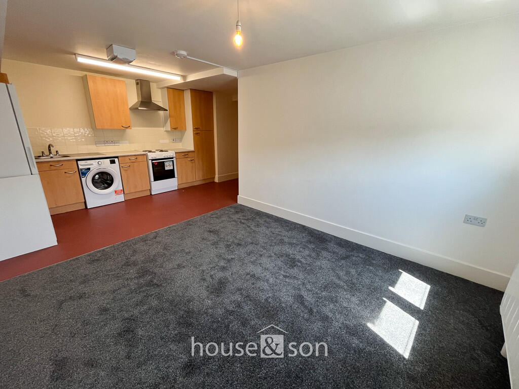 2 bed Apartment for rent in Bournemouth. From House & Son - Winton