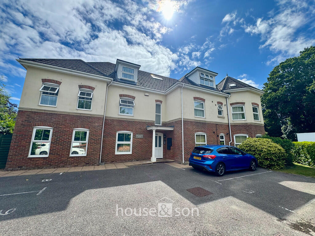 3 bed Apartment for rent in Bournemouth. From House & Son - Winton 3 bed Apartment for rent in Bournemouth. From House & Son - Winton