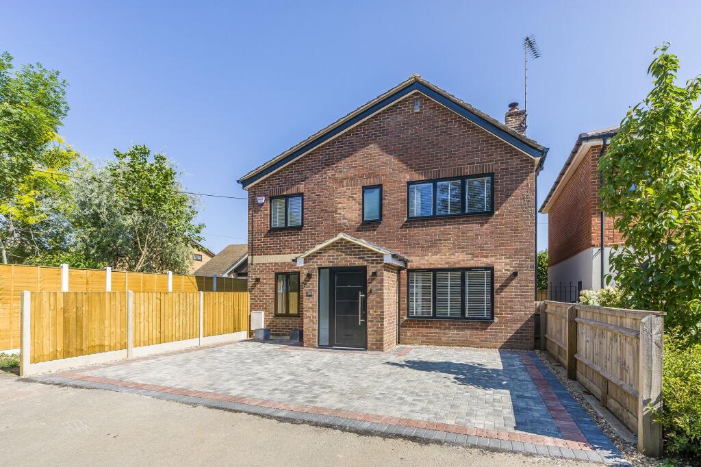 4 bed Detached for rent in Abingdon-on-Thames. From Hodsons - Abingdon