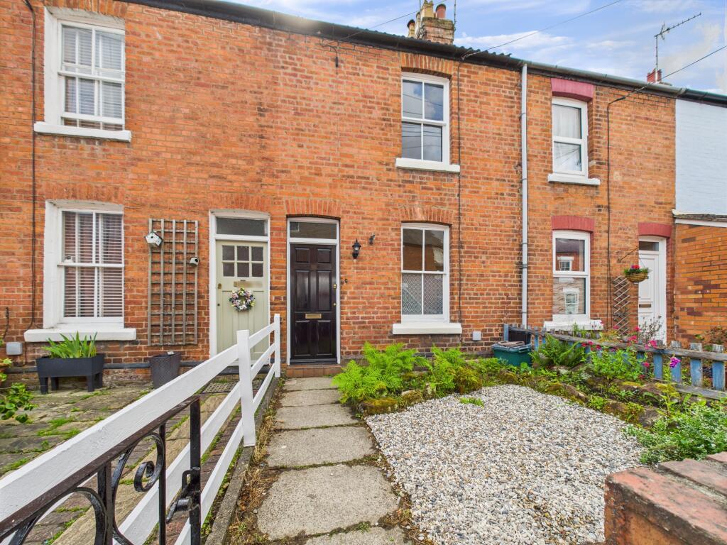 2 bed Mid Terraced House for rent in Chester. From Humphreys of Chester Limited - Chester