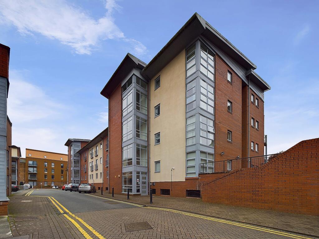 2 bed 1st Floor Flat for rent in Chester. From Humphreys of Chester Limited - Chester 2 bed 1st Floor Flat for rent in Chester. From Humphreys of Chester Limited - Chester