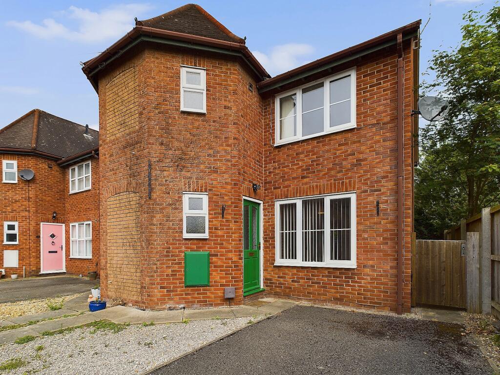3 bed Semi Detached for rent in Lavister. From Humphreys of Chester Limited - Chester 3 bed Semi Detached for rent in Lavister. From Humphreys of Chester Limited - Chester