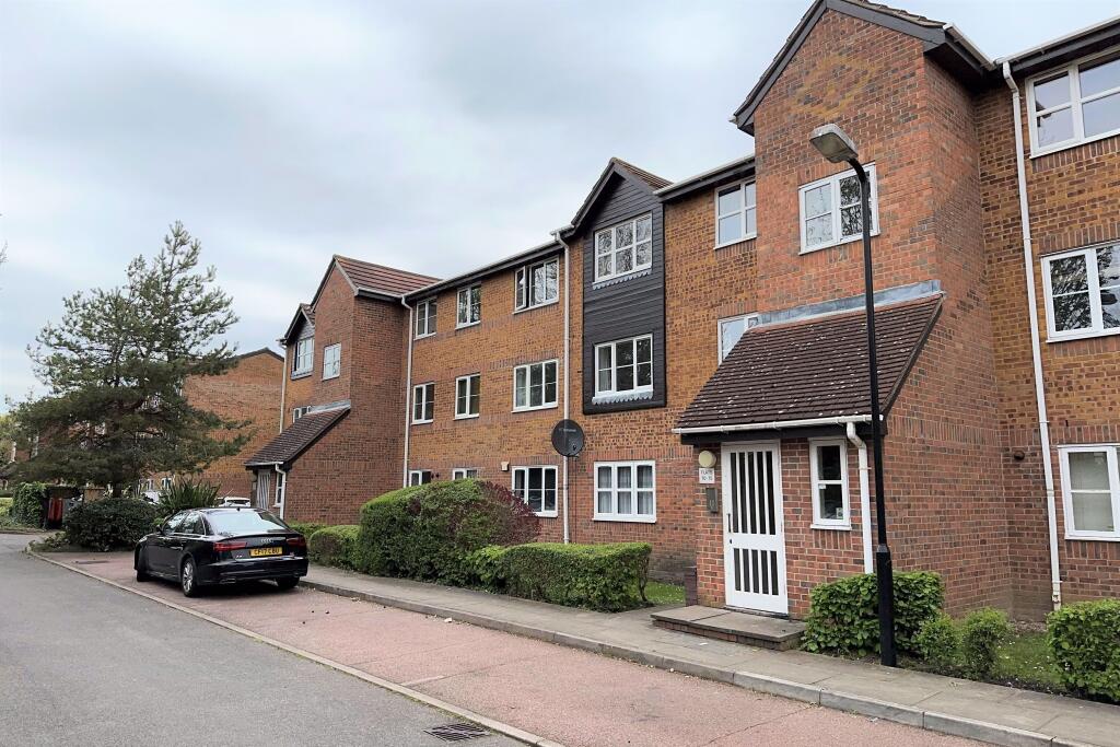 1 bed Bungalow for rent in Barnet. From Hunters - Whetstone