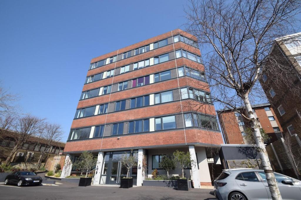 1 bed Apartment for rent in Eastbourne. From Hunt Frame - Eastbourne 1 bed Apartment for rent in Eastbourne. From Hunt Frame - Eastbourne
