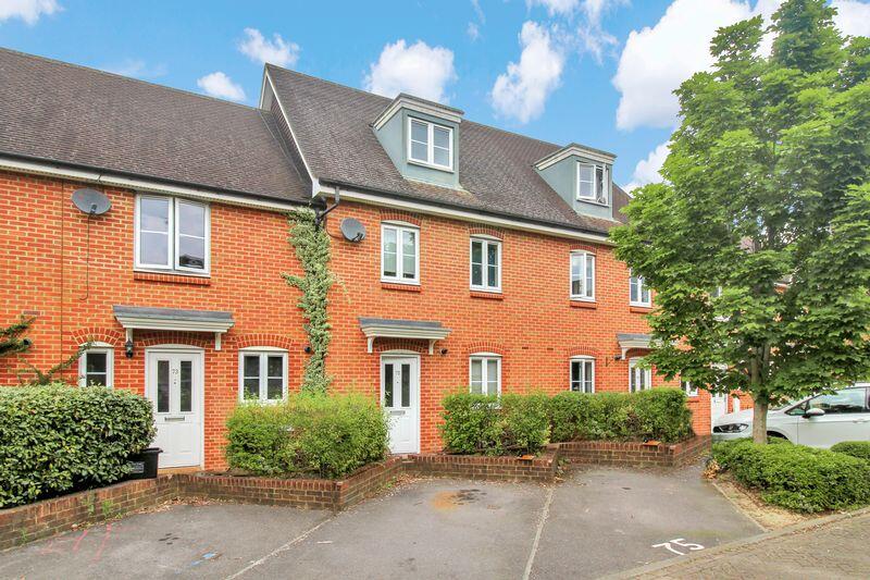 3 bed Mid Terraced House for rent in Redhill. From Hunter & Company - Redhill 3 bed Mid Terraced House for rent in Redhill. From Hunter & Company - Redhill