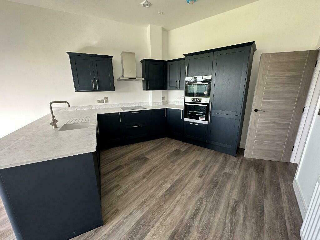 1 bed 1st Floor Flat for rent in Fleet. From Days Lettings Ltd - Southsea