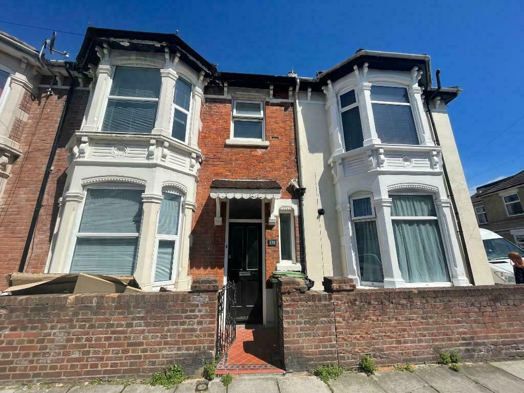 5 bed HMO for rent in Portsmouth. From Days Lettings Ltd - Southsea
