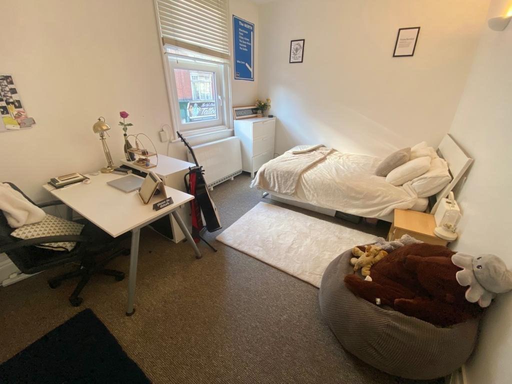 5 bed 1st Floor Flat for rent in Portsmouth. From Days Lettings Ltd - Southsea