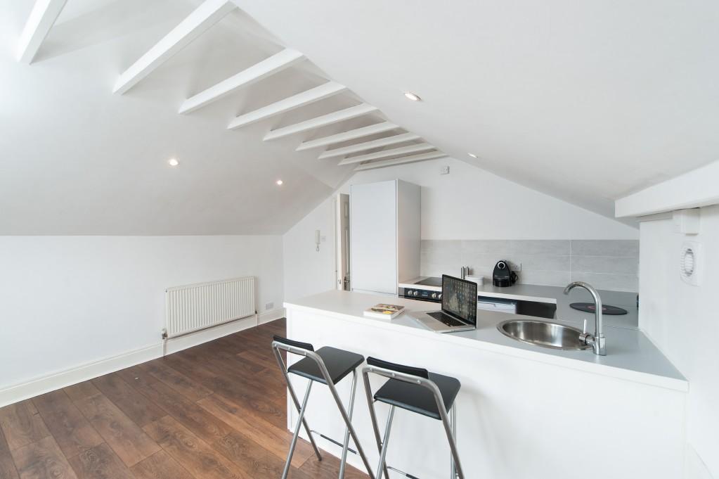 1 bed 1st Floor Flat for rent in Portsmouth. From Days Lettings Ltd - Southsea