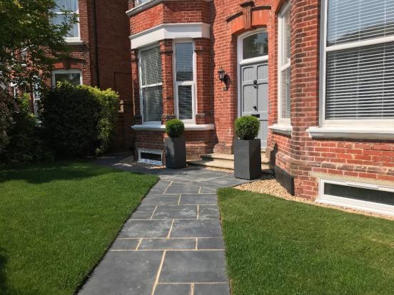 4 bed Studio for rent in Portsmouth. From Days Lettings Ltd - Southsea 4 bed Studio for rent in Portsmouth. From Days Lettings Ltd - Southsea