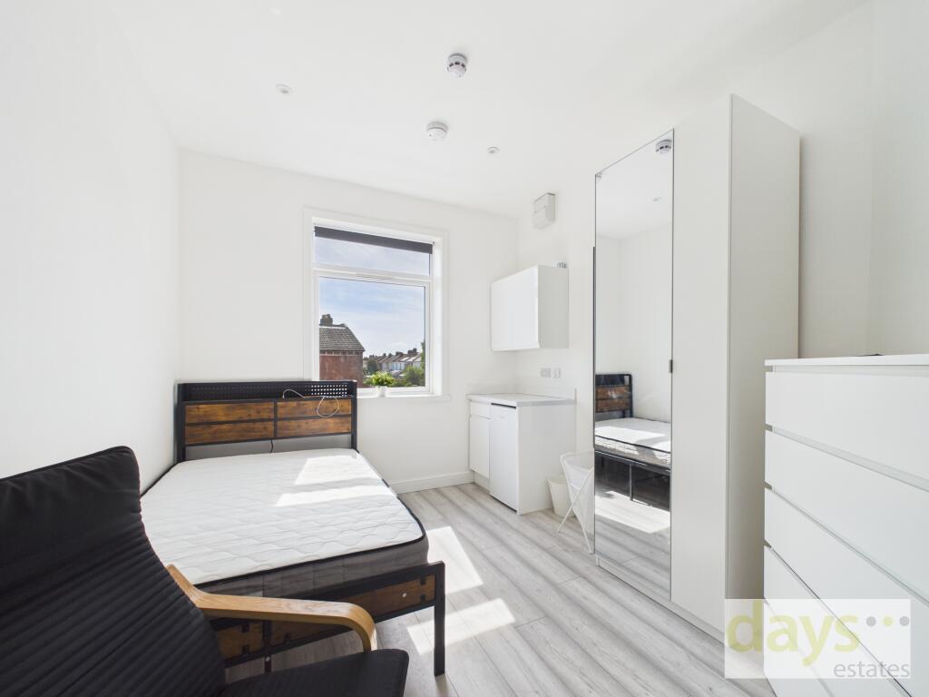 1 bed HMO for rent in Portsmouth. From Days Lettings Ltd - Southsea 1 bed HMO for rent in Portsmouth. From Days Lettings Ltd - Southsea
