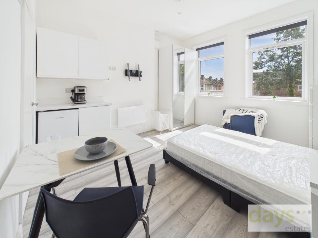 1 bed HMO for rent in Portsmouth. From Days Lettings Ltd - Southsea 1 bed HMO for rent in Portsmouth. From Days Lettings Ltd - Southsea