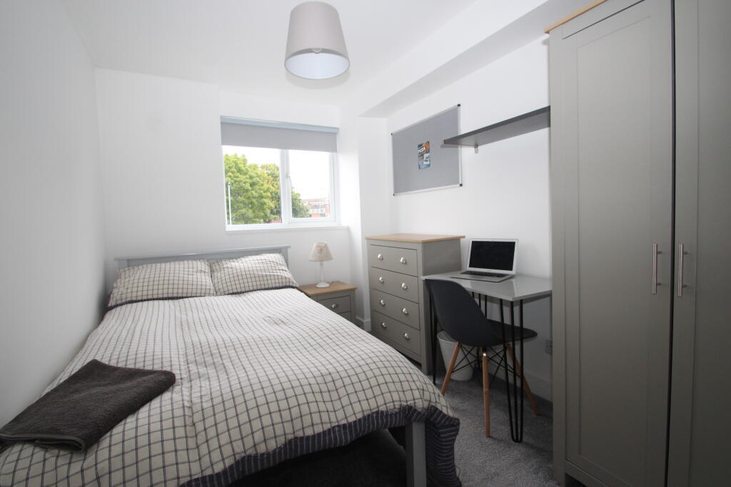 7 bed HMO for rent in Portsmouth. From Days Lettings Ltd - Southsea