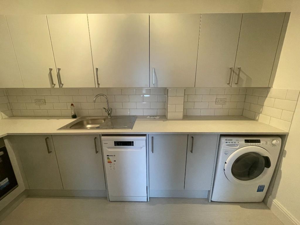 1 bed 1st Floor Flat for rent in Portsmouth. From Days Lettings Ltd - Southsea