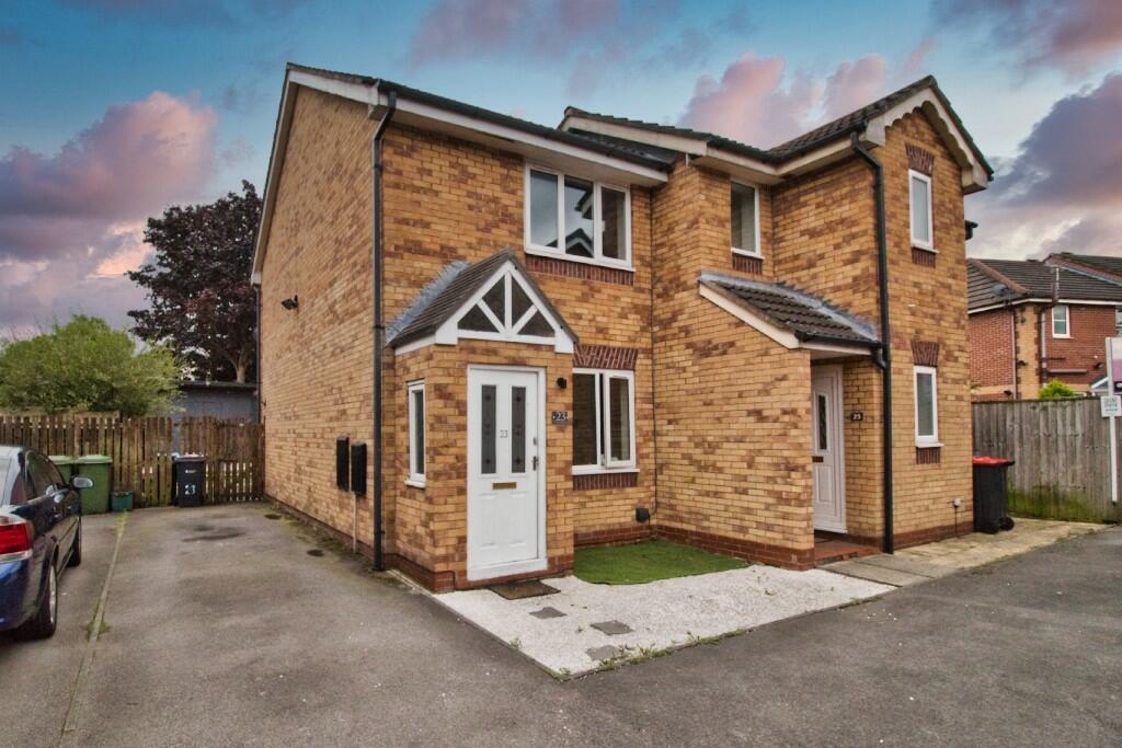 2 bed Semi Detached for rent in Meadowbank. From iAgent Homes - Northwich