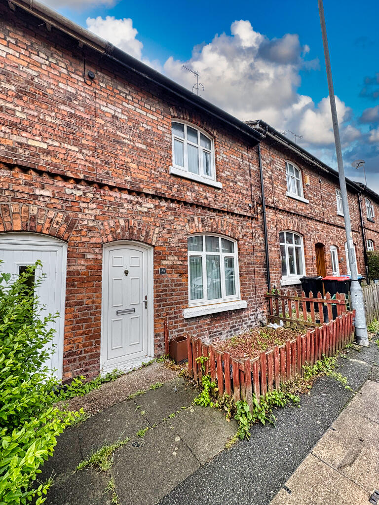 2 bed Mid Terraced House for rent in Barnton. From iAgent Homes - Northwich 2 bed Mid Terraced House for rent in Barnton. From iAgent Homes - Northwich