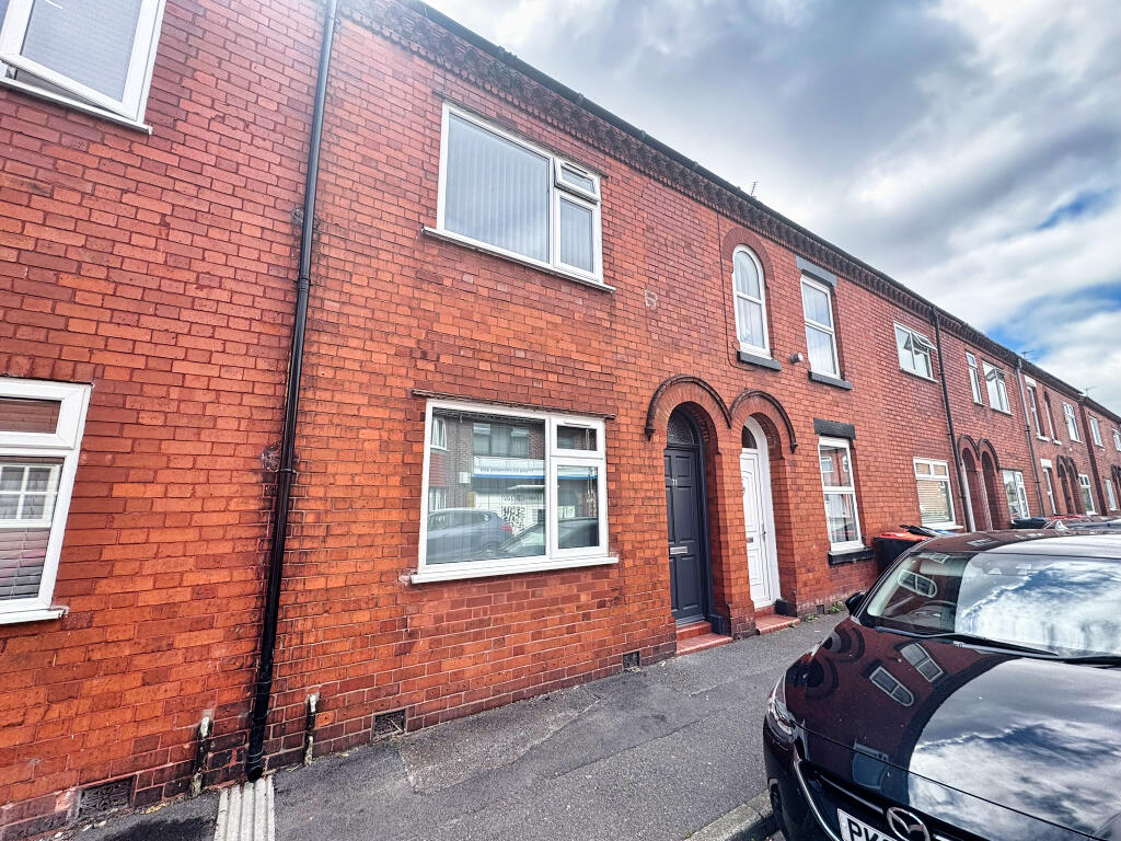 2 bed Mid Terraced House for rent in Rudheath. From iAgent Homes - Northwich