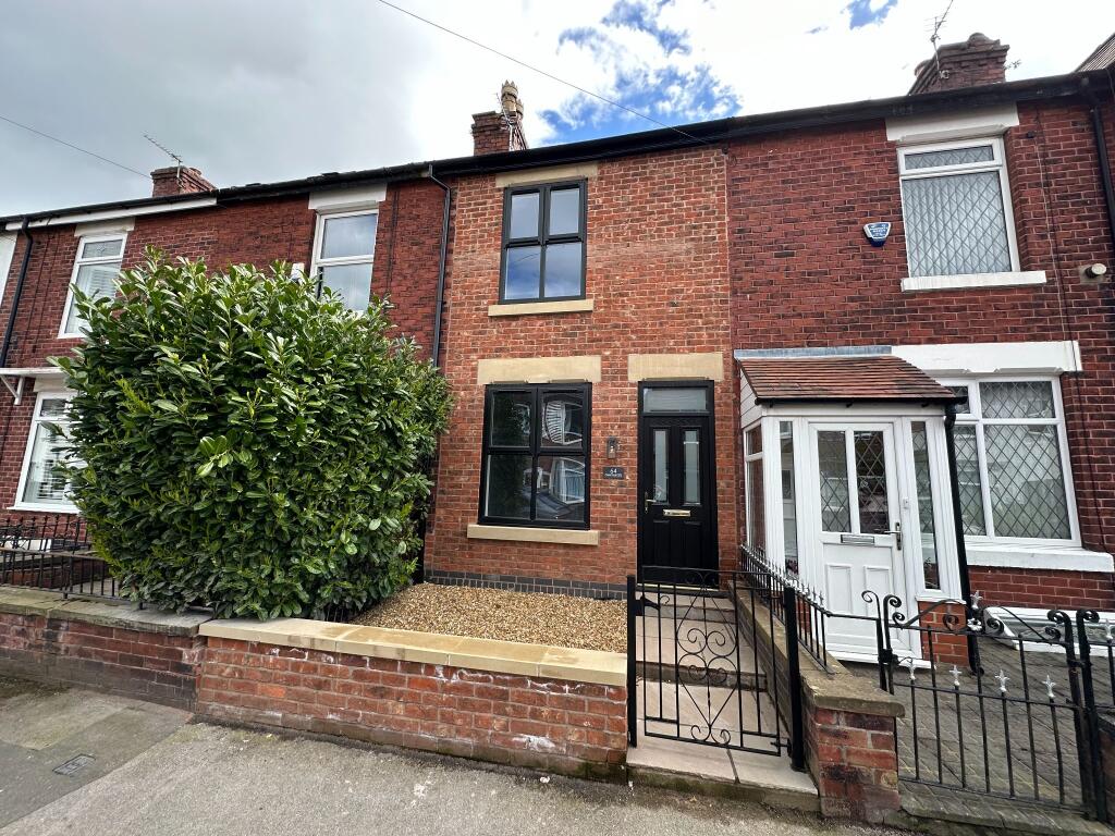 2 bed Mid Terraced House for rent in Hazel Grove. From Ian Tonge Property Services Limited - Hazel Grove