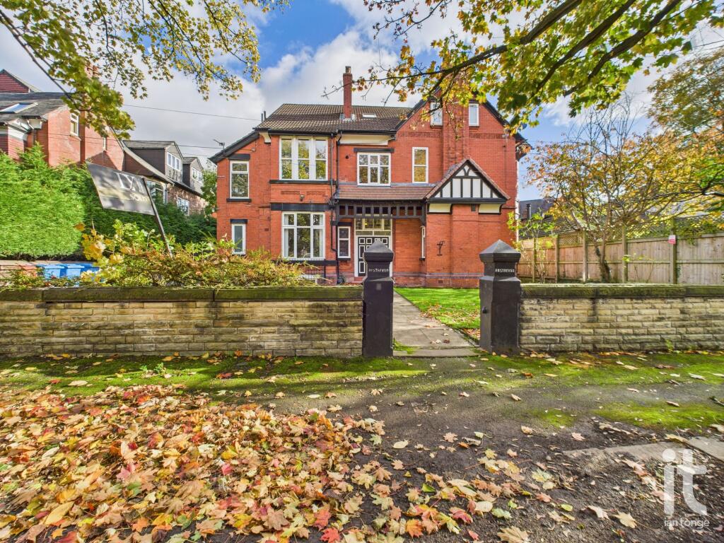 2 bed House (unspecified) for rent in Gatley. From Ian Tonge Property Services Limited - Hazel Grove
