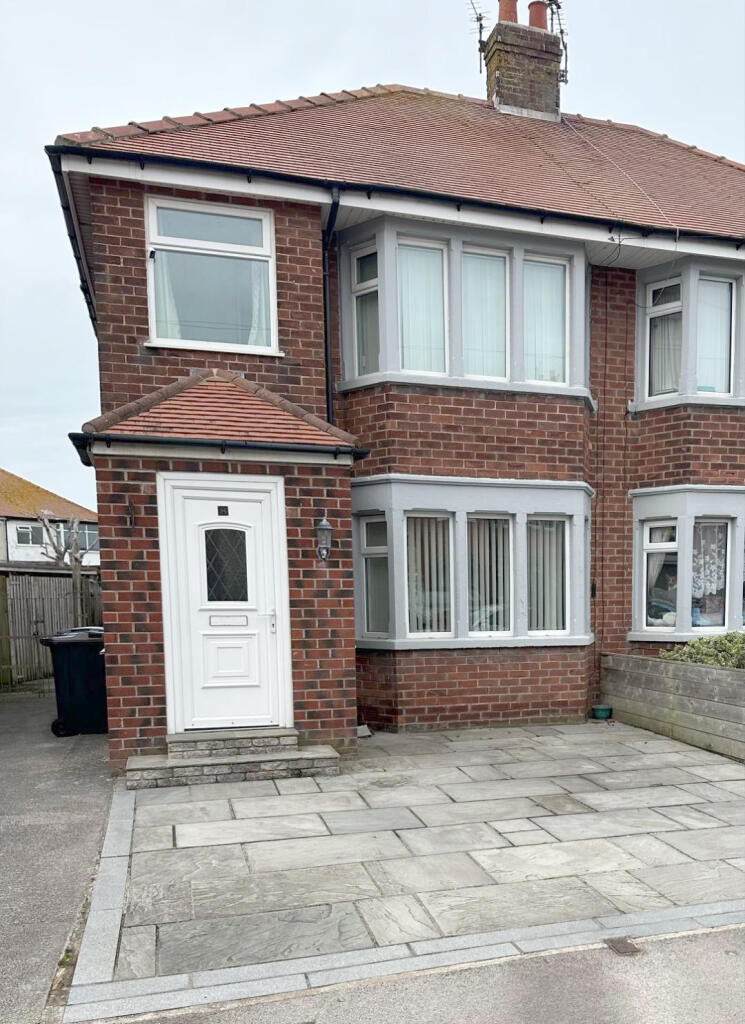 3 bed Semi Detached for rent in Cleveleys. From Independent Estate Agency - Thornton Cleveleys