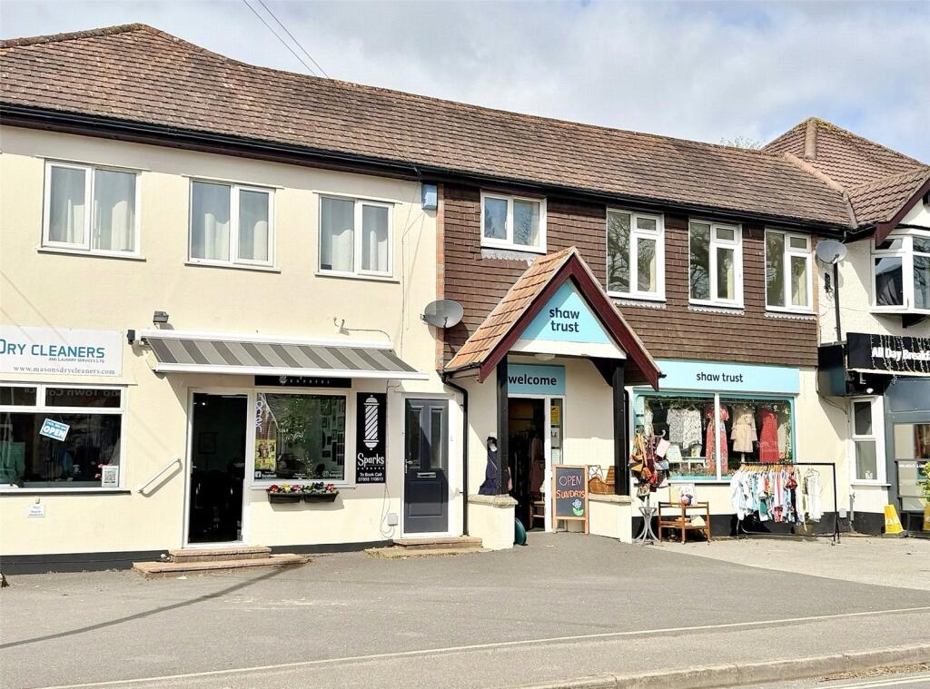 2 bed Apartment for rent in Verwood. From Irving & Sons - Verwood