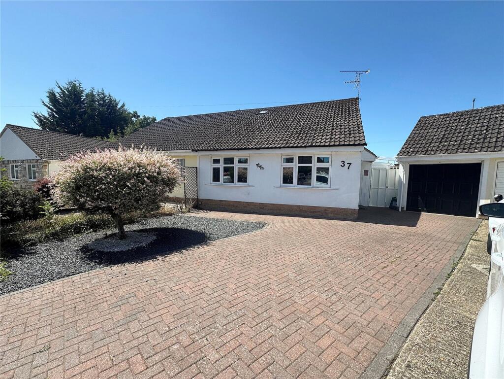 2 bed Bungalow for rent in Verwood. From Irving & Sons - Verwood