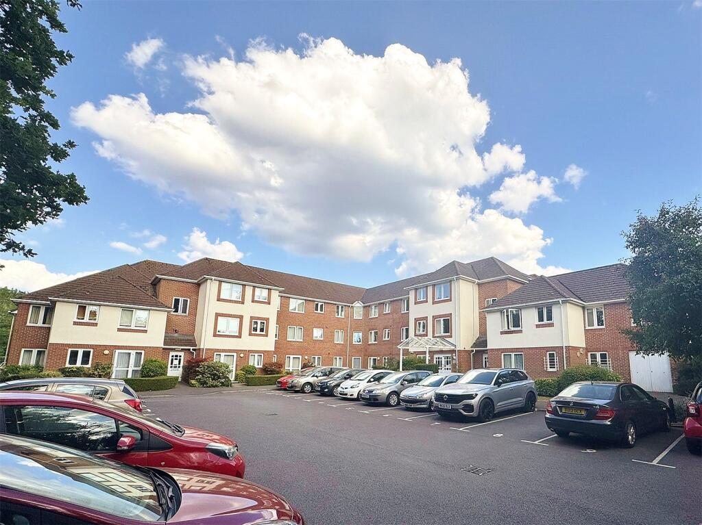1 bed Apartment for rent in Ferndown. From Irving & Sons - Verwood 1 bed Apartment for rent in Ferndown. From Irving & Sons - Verwood