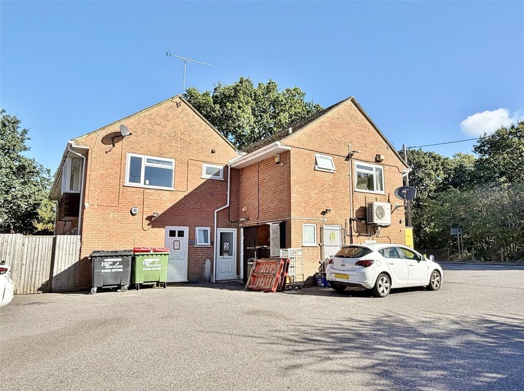 3 bed Apartment for rent in Mannington. From Irving & Sons - Verwood