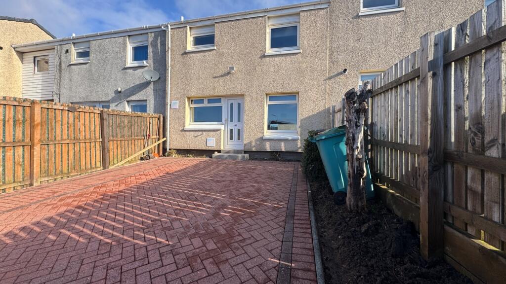 3 bed Mid Terraced House for rent in Chapelhall. From Independent Mortgage and Property Services - Airdrie 3 bed Mid Terraced House for rent in Chapelhall. From Independent Mortgage and Property Services - Airdrie