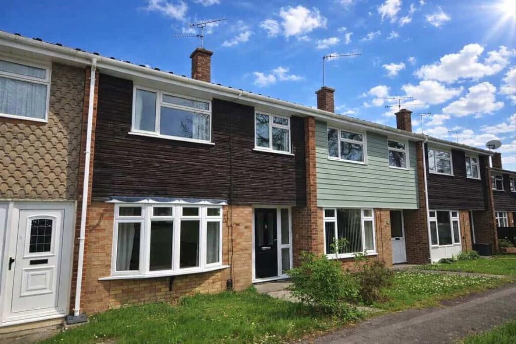 3 bed Mid Terraced House for rent in West Hanningfield. From Independent Property Services - Chelmsford
