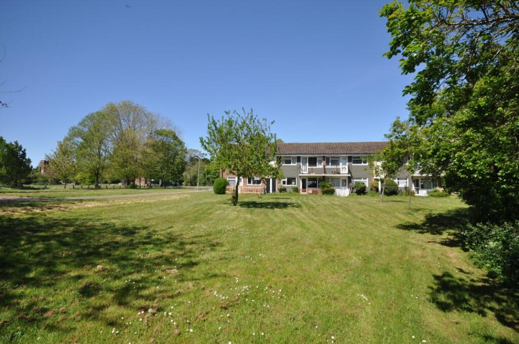 1 bed Apartment for rent in Chelmsford. From Independent Property Services - Chelmsford